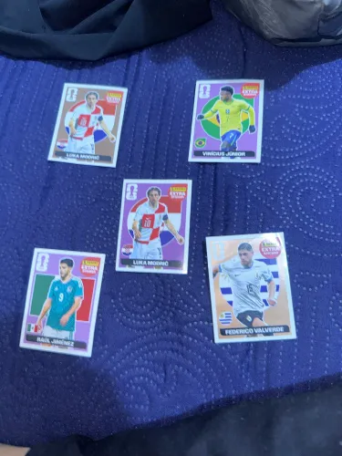 Figurinha Legends - Luka Modric, Vini Jr, Valverde, Raul Jimenez
