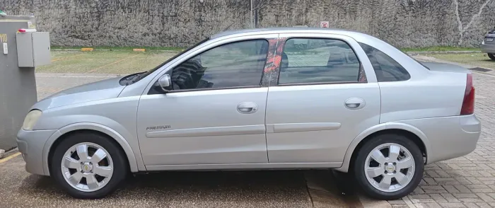 Chevrolet Corsa Sed. Premium 1.4 8V Econoflex 4P 2011