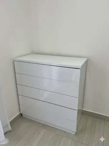 CÔMODA BRANCA 5 GAVETAS PREMIUM