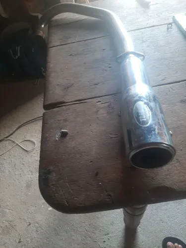 Vende-se  um torbal para moto 125 ,contato  pra mas informações *04