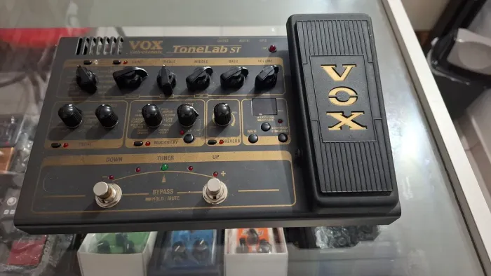 Pedaleira Valvulada Vox tonelab