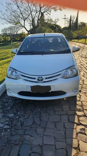 Toyota Etios XS Sedan 1.5 Flex 16V 4P Aut. 2017