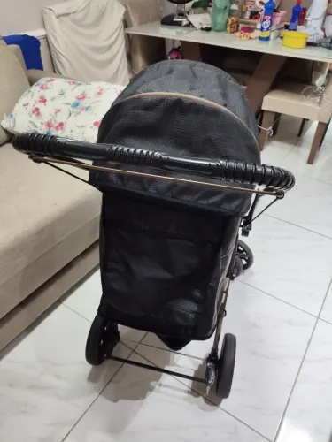 Carrinho de bebê Galzerano 