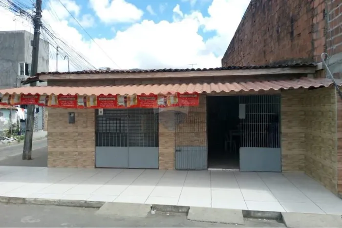 CASA À VENDA NA SANTA LUCIA