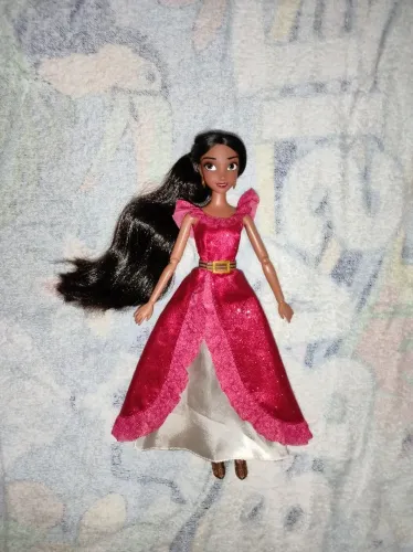Boneca Elena de Avalor Disney Store Princesa Barbie