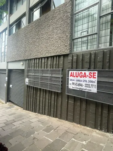 Aluga-se Sala Comercial