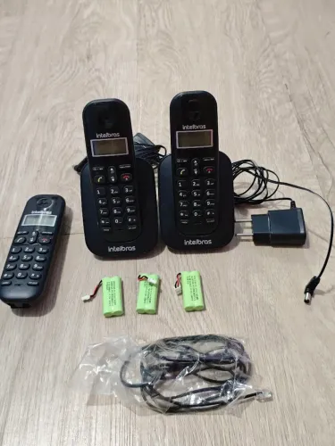 Telefone sem fio com 2 ramais INTELBRAS 