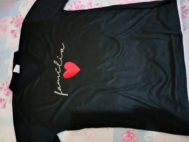 Blusa 100% malha de algodão tema família