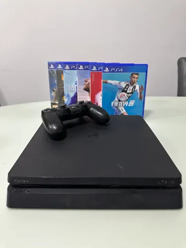 Ps4 Slim 500gb. 1 Controle, 6 Jogos