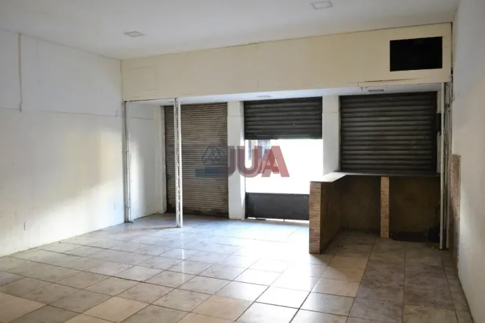 Loja para Locação com Ampla Fachada - Centro de Nova Iguaçu/RJ