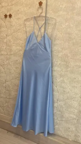Vestido longo festa NA COR PRETA