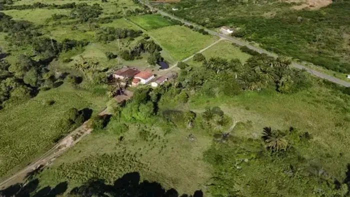 Excelente fazenda com 50 hectares na região de São Gonçalo do Amarante cortada pelo rio Po
