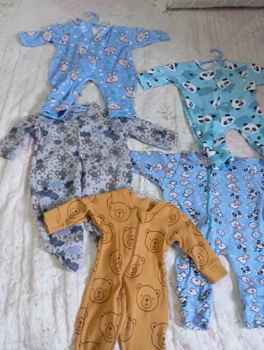 Lote de bebê menino peças novas nunca usadas
