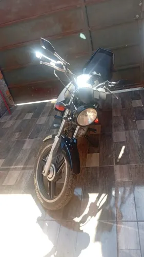Moto atrasadinha bem arrumadinha interessado chamar no WhatsApp *