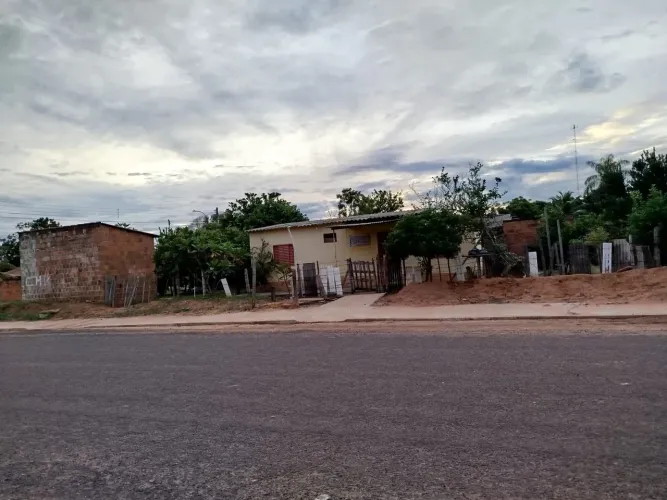 Casa em Aquidauana - Vila pinheiro
