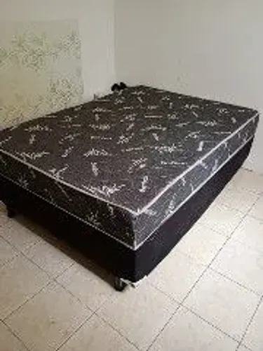 Cama de casal em bom 4 meses de uso