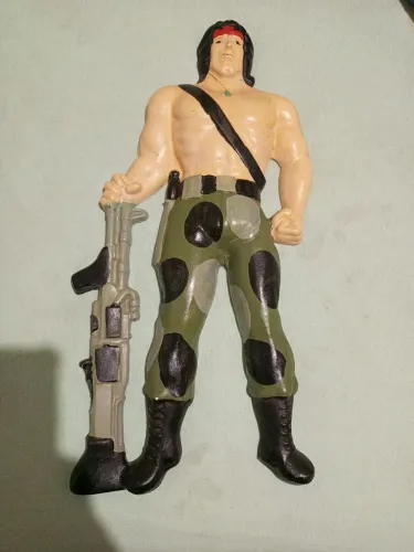 Rambo Estátua 
