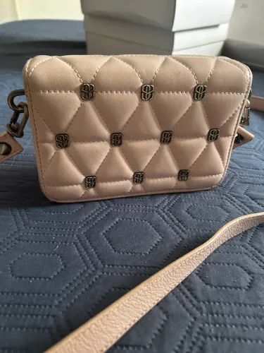 Bolsa Schutz rosa bebê