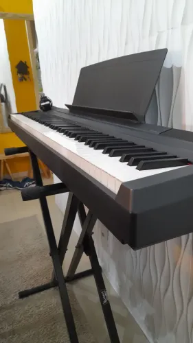 Piano Yamaha 88 teclas