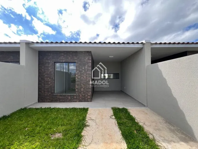 OPORTUNIDADE Casa Nova com 2 Quartos, Espaço de Terreno e Pagamento Facilitado