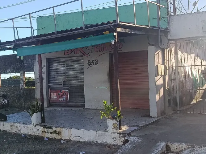 Vende-se Casa com dois quitinete para alugar