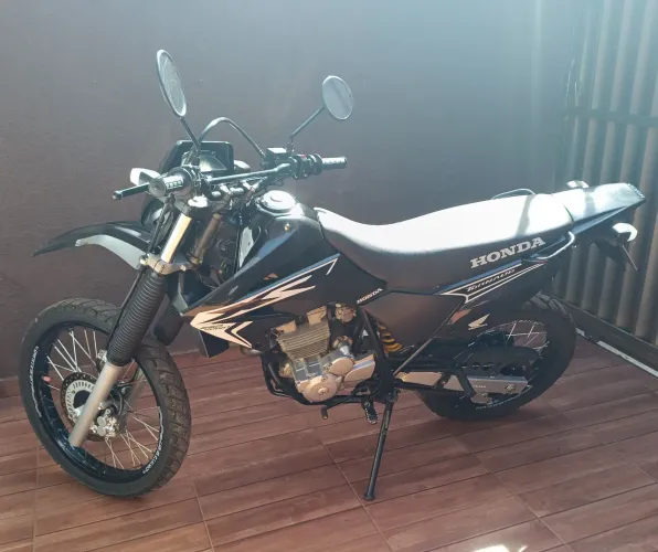 Xr Tornado 250- ano 2004