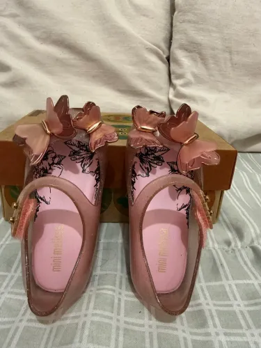4 Melissa pelo preço de 1