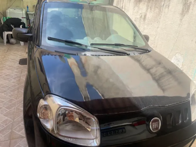 Fiat Uno Vivace Celeb. 1.0 EVO F. Flex 8V 3P 2014