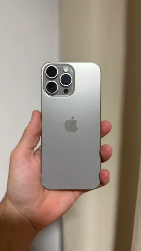 iphone 16 pro Max 256gb em ótimo estado