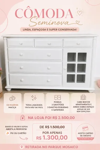 Cômoda maciça e laqueada