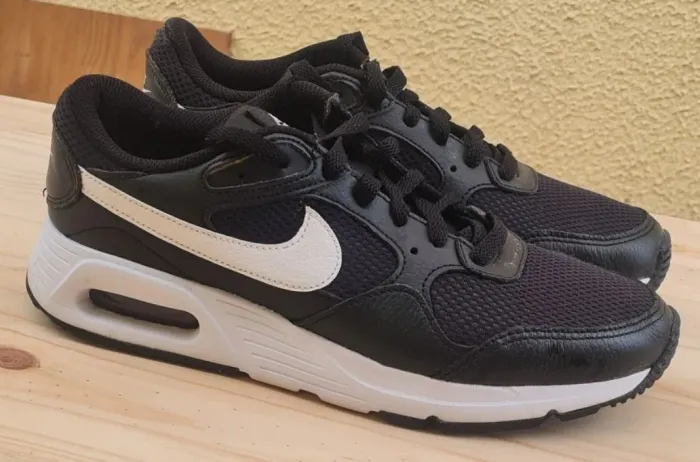 Tênis Nike Air Max/ tamanho 39