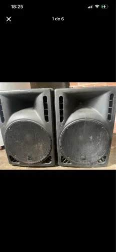 Vendo 2 caixas de som 15 polegadas