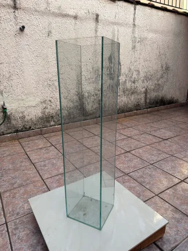 Coluna de vidro para Decoração