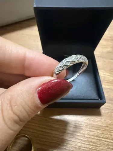 Anel em ouro branco 18k/ número 18/ loja física