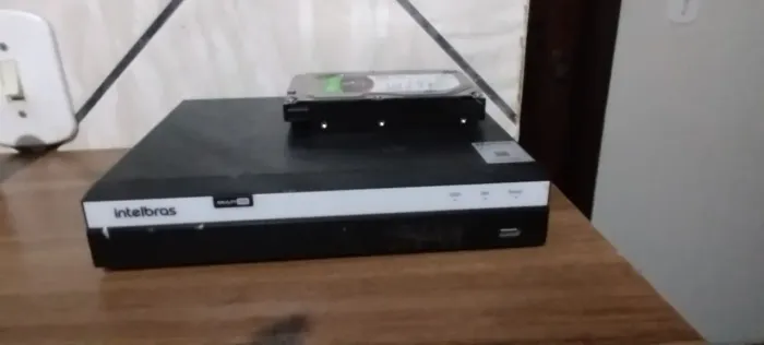 DVR 16CH INTELBRAS + 01HD DE 04TB