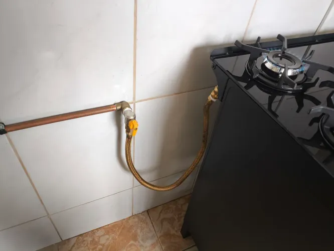 Técnico em Gás | Instalação de Aquecedor, Conversão de Fogão e Cooktop