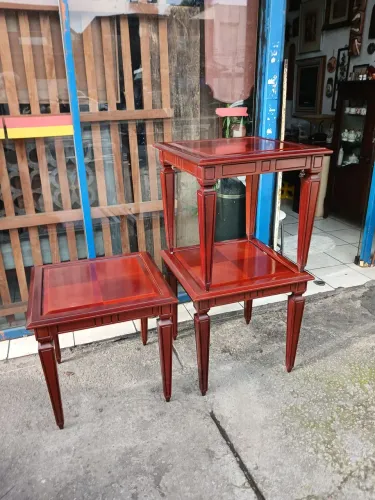 Conjunto com 03 mesas de apoio para sala