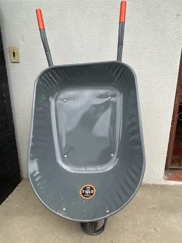 Carrinho de mão 