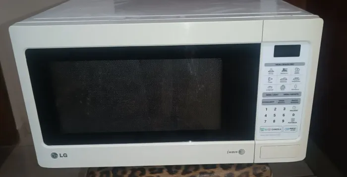 Vendo Micro-ondas LG 30 Litros