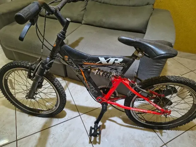 Bicicleta Aro 20 Juvenil Track Bikes XR 20 Preto e Laranja
