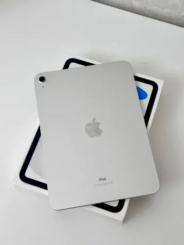 iPad 11 128GB