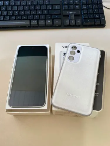 Samsung Galaxy A54 5G Branco 128GB + 8GB RAM - Na Caixa + Capinha de Brinde