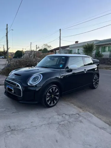 Mini Cooper SE Exclusive 3P (elétrico) 2024