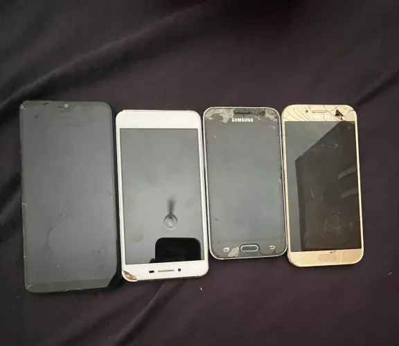 4 celulares não funcionando