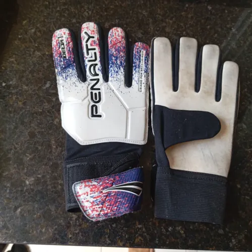 Luva de goleiro 