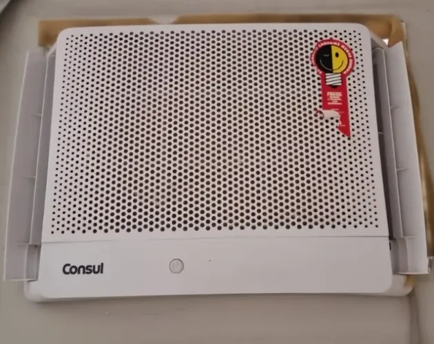 Ar Condicionado Janela Frio 7500BTUs Eletrônico Consul