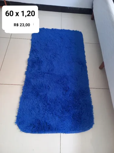 Tapete azul.