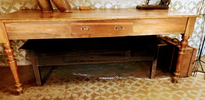 MESA DE MADEIRA ANTIGA