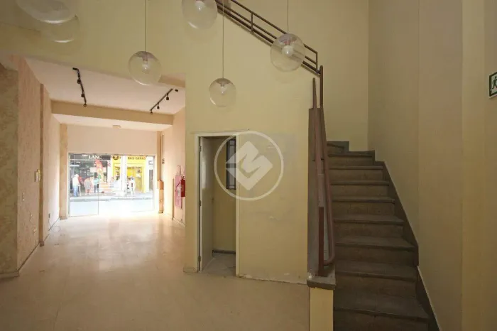 LOJA EM PONTO COMERCIAL DO BAIRRO FLORESTA PARA LOCAÇÃO!