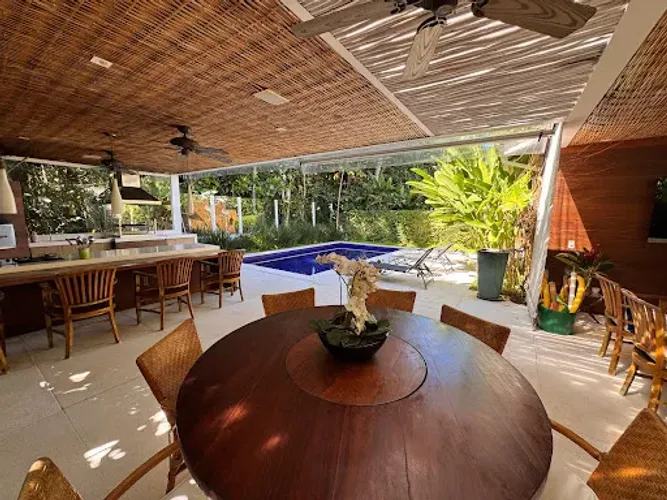 Casa no Condomínio Baleares | 5 suítes | Piscina privativa | 4 vagas